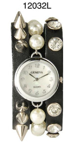 Load image into Gallery viewer, 6 Geneva Toggle Bracelet Watches
