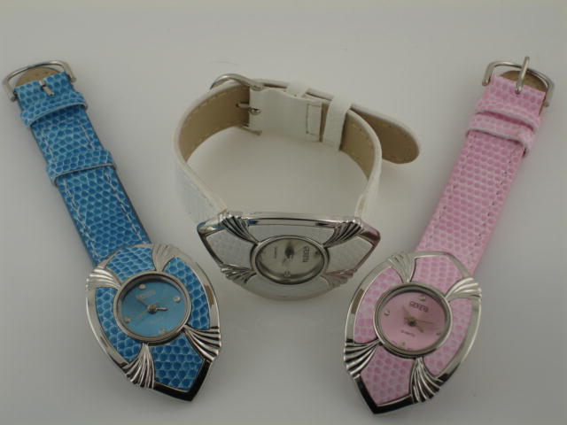 12 Strap Watches
