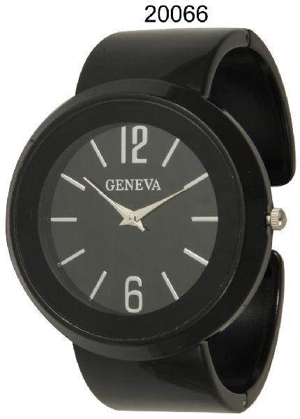 6 Geneva Bangles